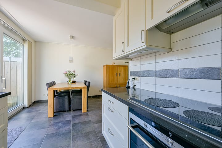 Foto 8 van Woudrustlaan 50