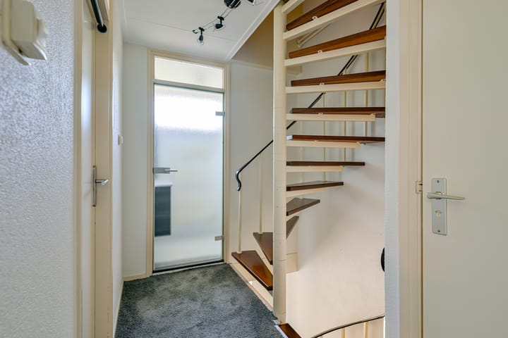 Foto 15 van Woudrustlaan 50