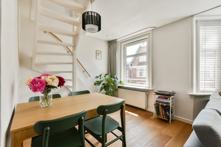 Foto 5 van Vogelenzangstraat 56-3