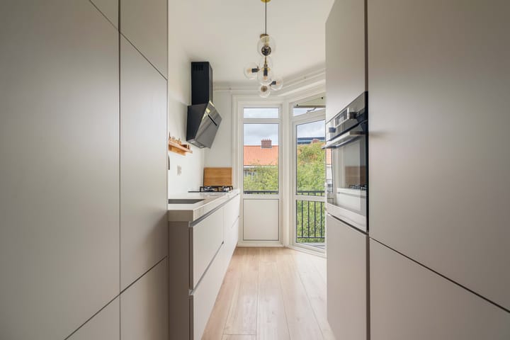 Photo 15 of Erik de Roodestraat 11-3