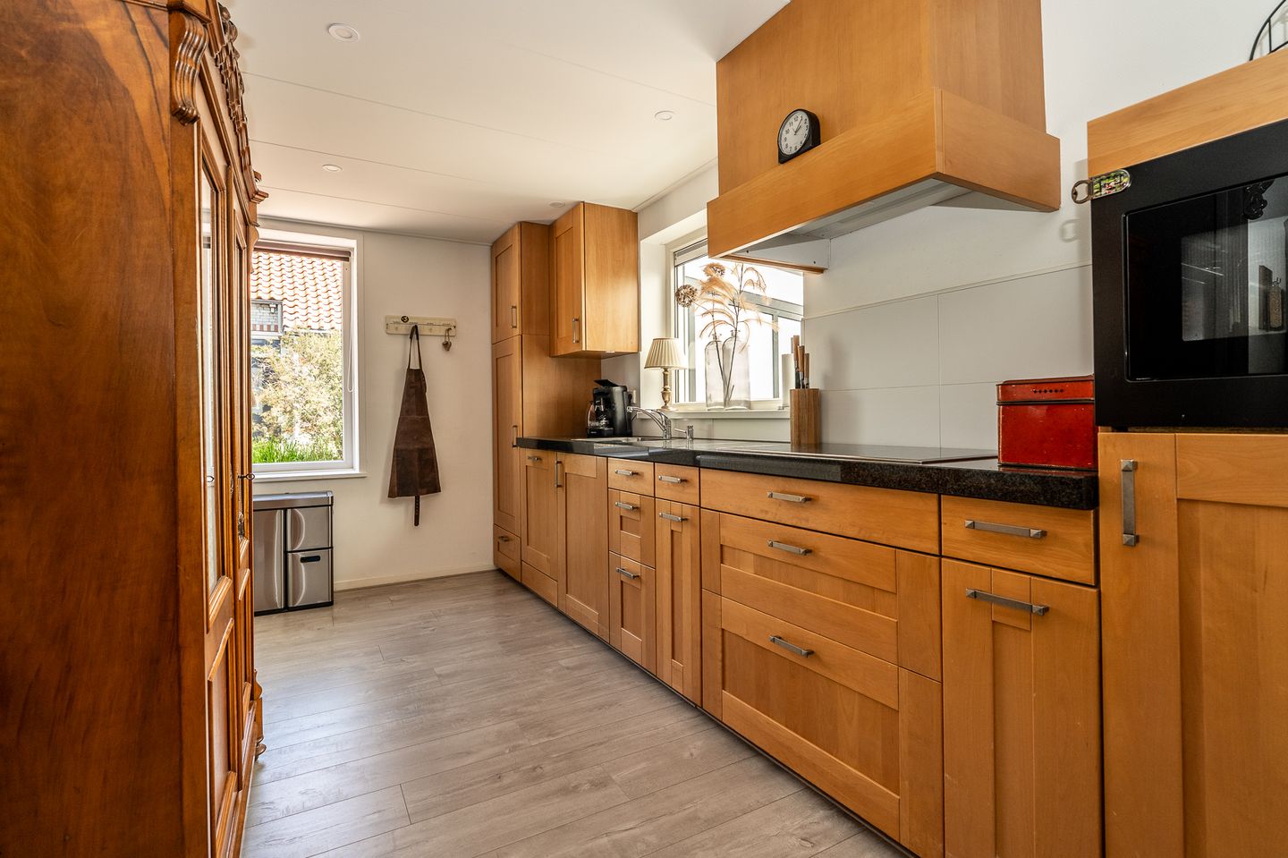 Foto 10 van Hoofdweg 308