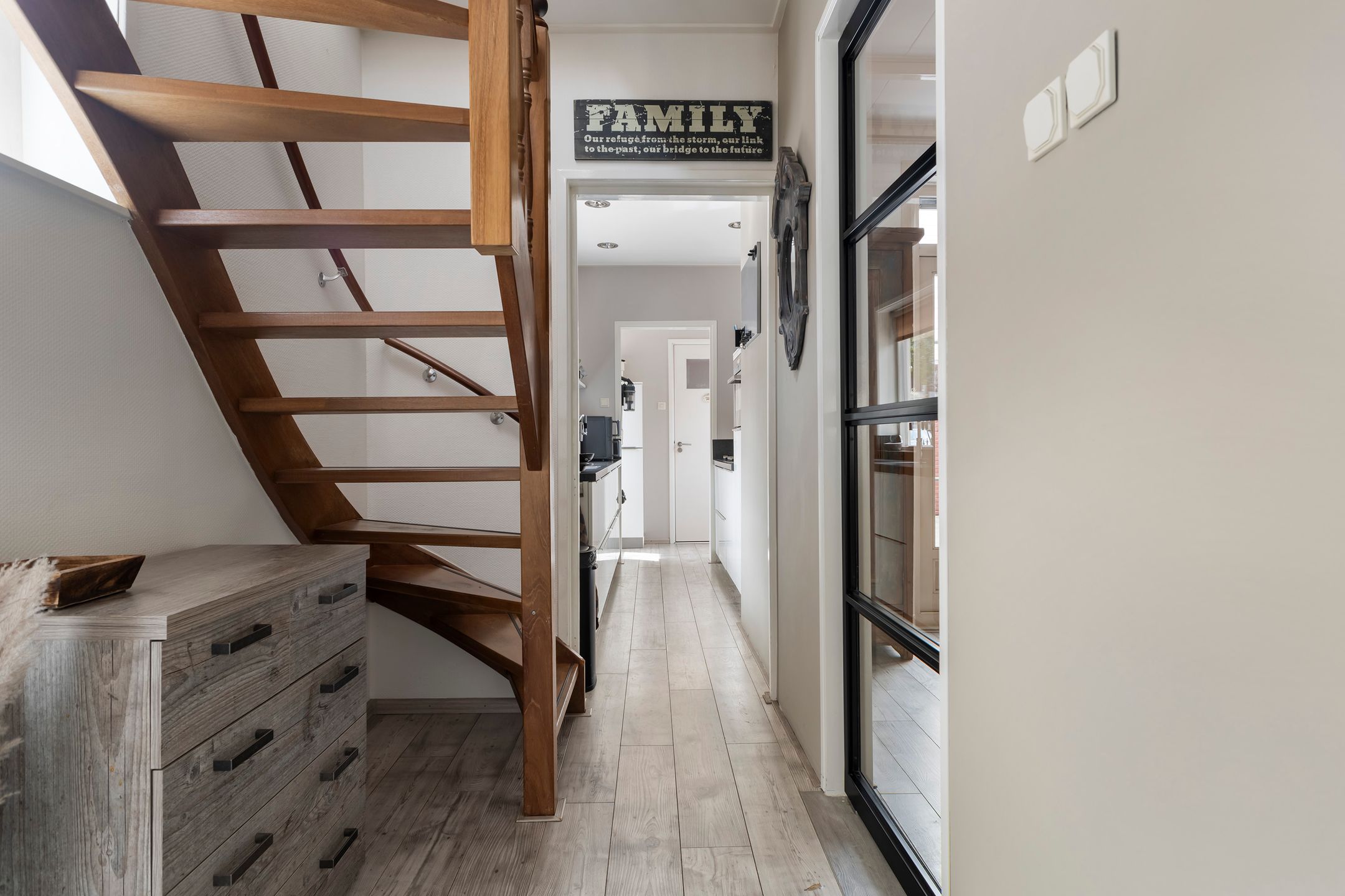 Foto 9 van Reinier de Graafstraat 3