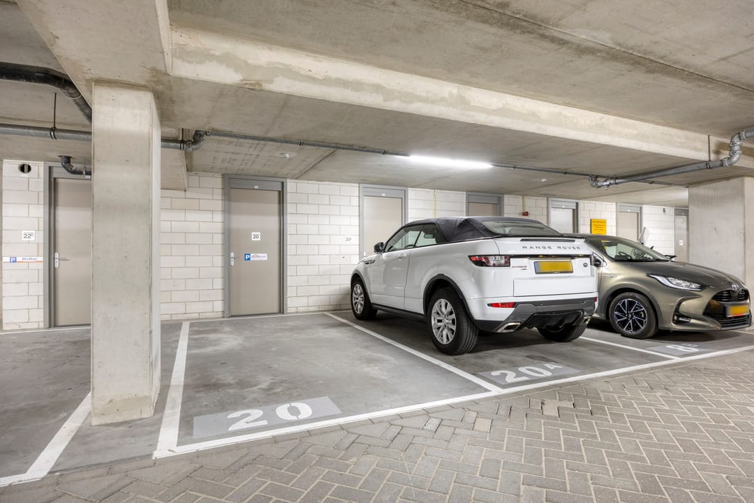 Photo 37 of Hellingweg 20