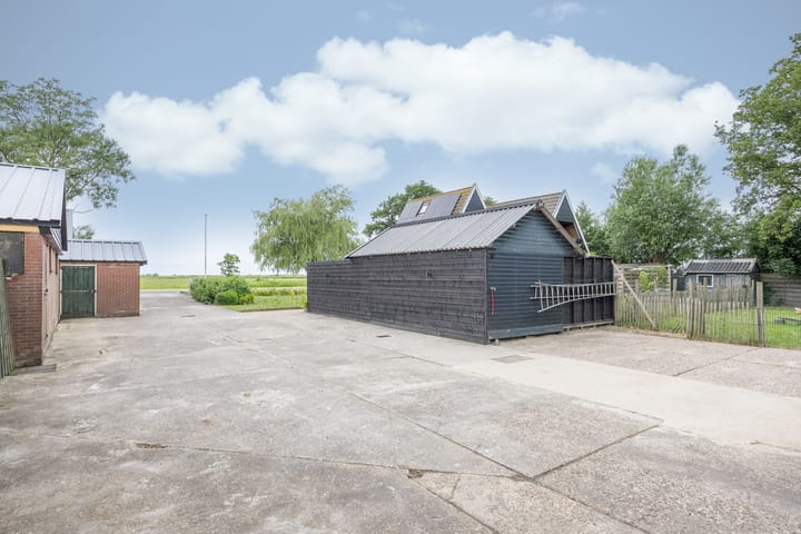 Photo 47 of Lange Leane 3