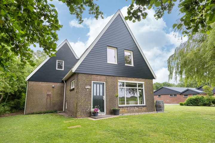 Photo 51 of Lange Leane 3