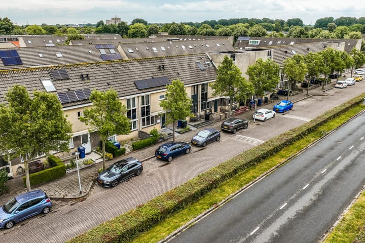 Foto 24 van Toon Hermansstraat 24