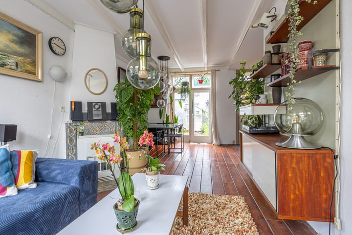 Photo 5 of Warmoesstraat 96