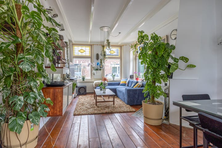 Photo 8 of Warmoesstraat 96