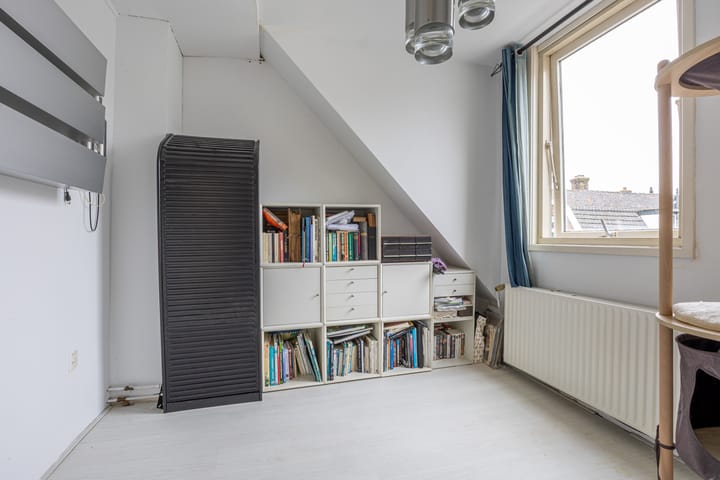 Photo 23 of Warmoesstraat 96