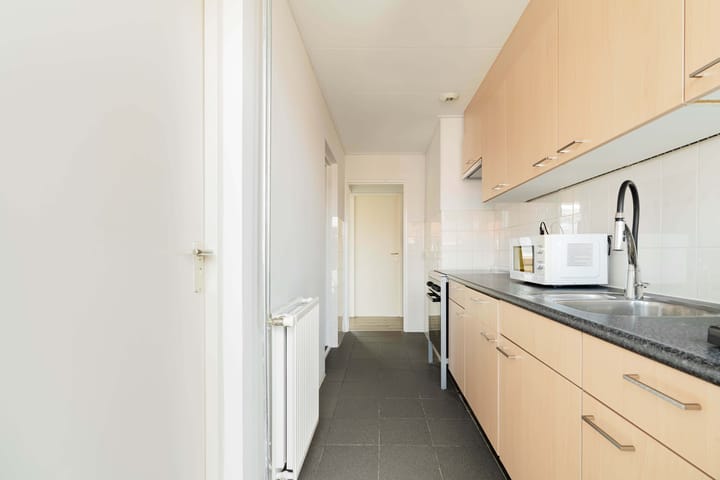 Photo 6 of Derkinderenstraat 69-3