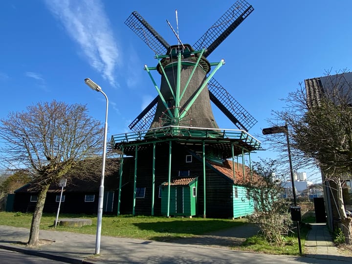 Foto 35 van De Ruyterstraat 4