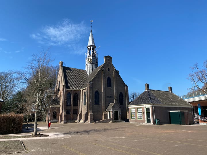 Foto 36 van De Ruyterstraat 4