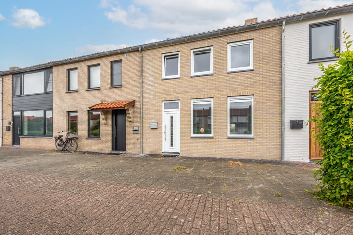 Foto 1 van Gouverneurstraat 43