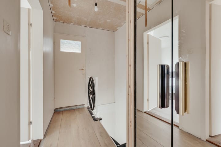 Foto 27 van Gouverneurstraat 43