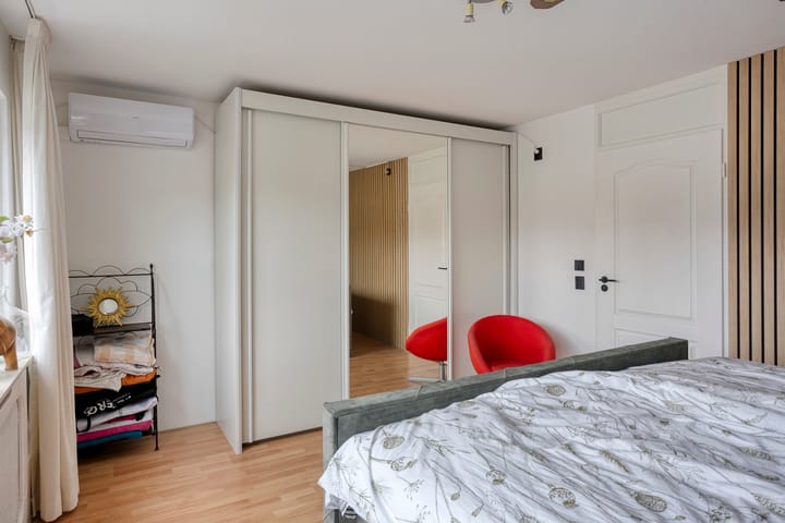 Photo 17 of Merelhof 4