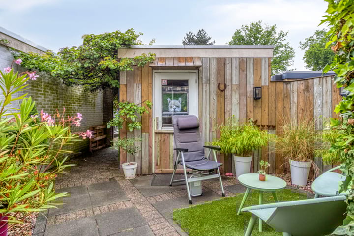 Photo 37 of Merelhof 4