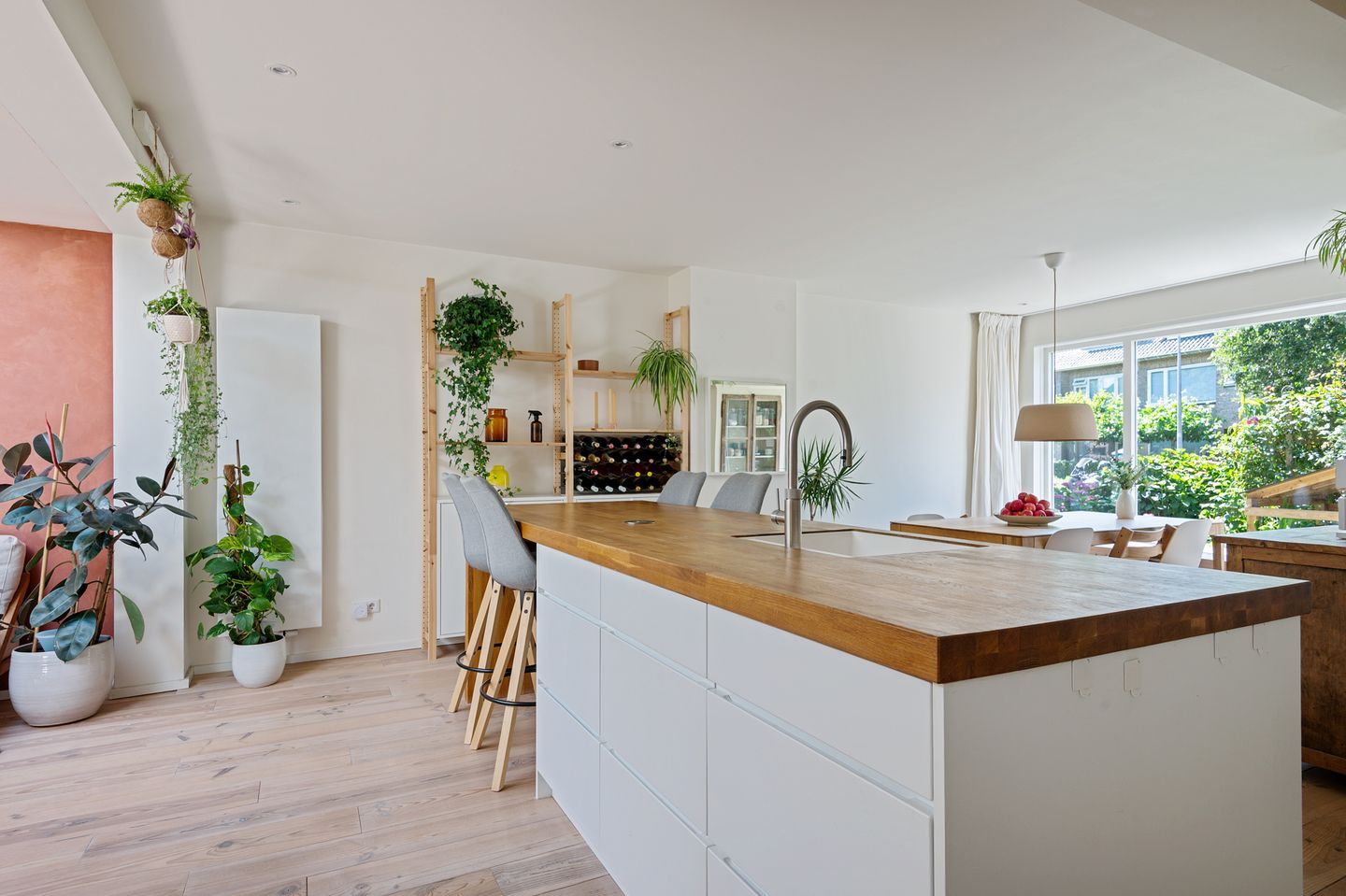 Foto 5 van Van Diemenlaan 23