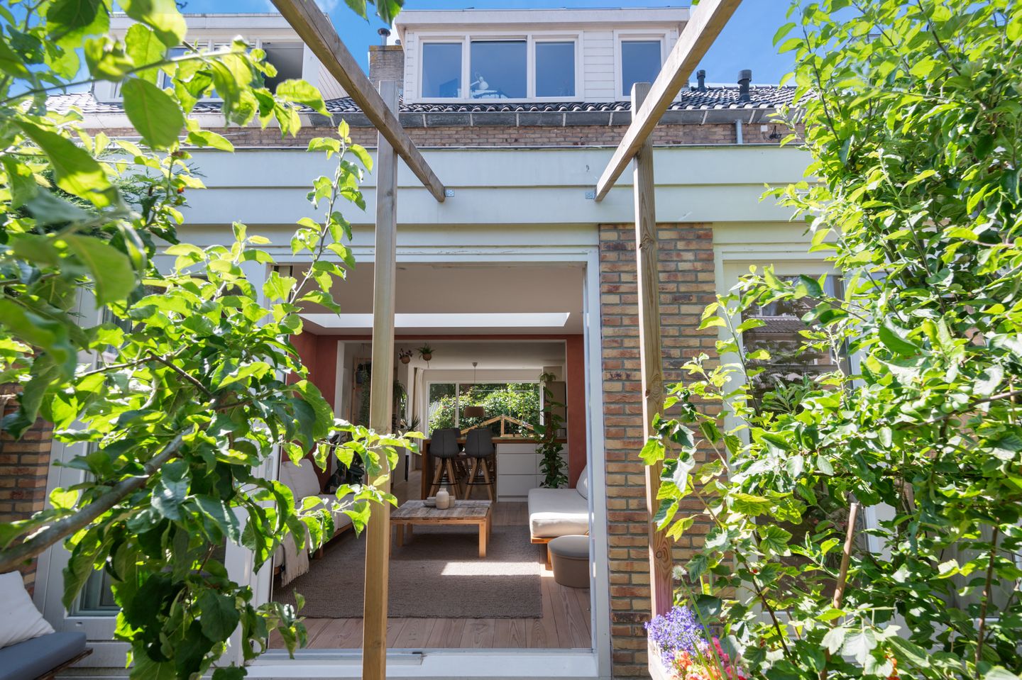 Foto 10 van Van Diemenlaan 23