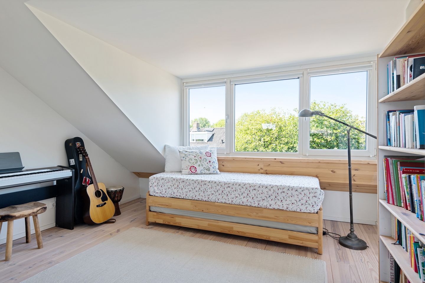 Foto 20 van Van Diemenlaan 23