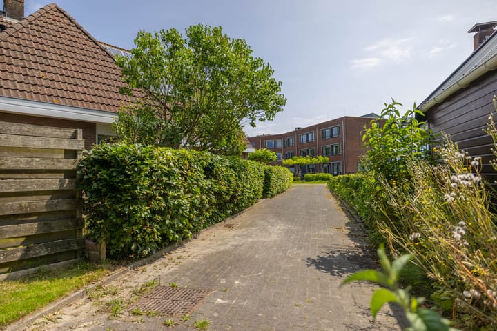 Photo 66 of Skûlestrjitte 33