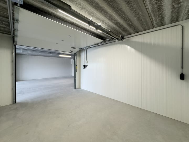 Foto 11 van Industrieweg 69-102