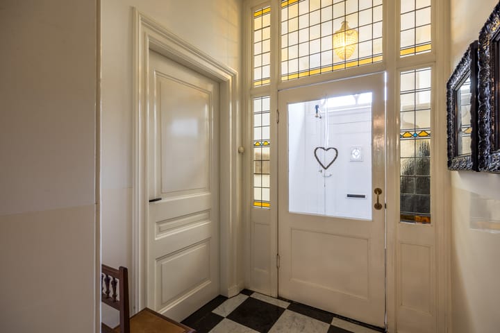 Foto 13 van Buren 14