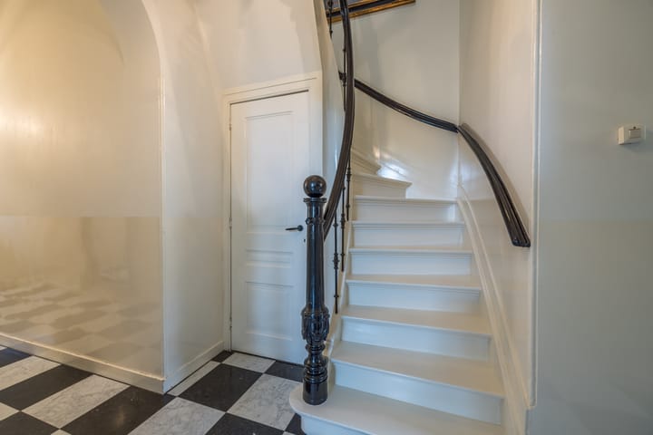 Foto 47 van Buren 14