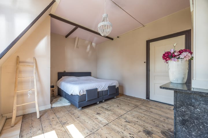 Foto 60 van Buren 14