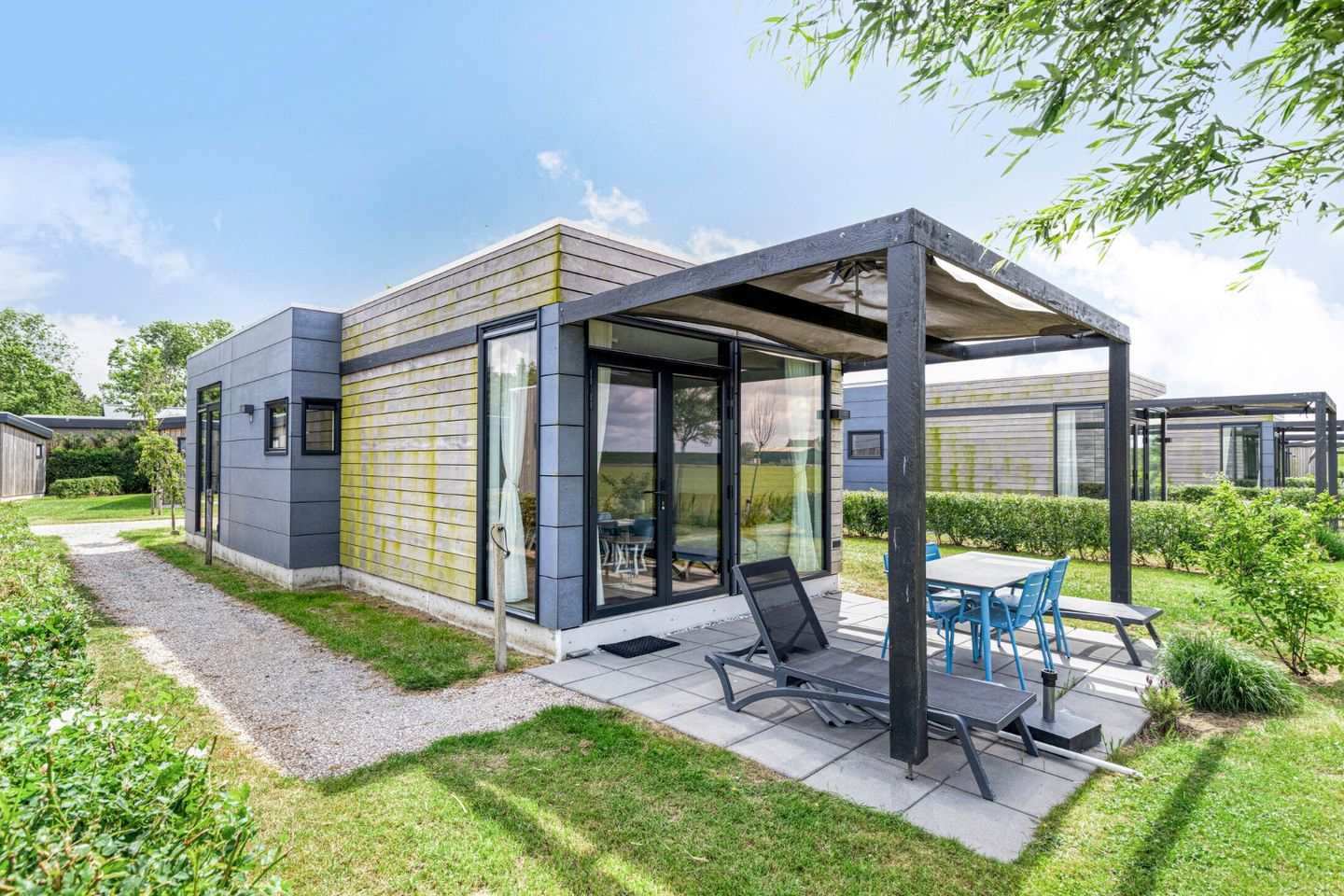 Foto 1 van Zuideruitweg 68-41