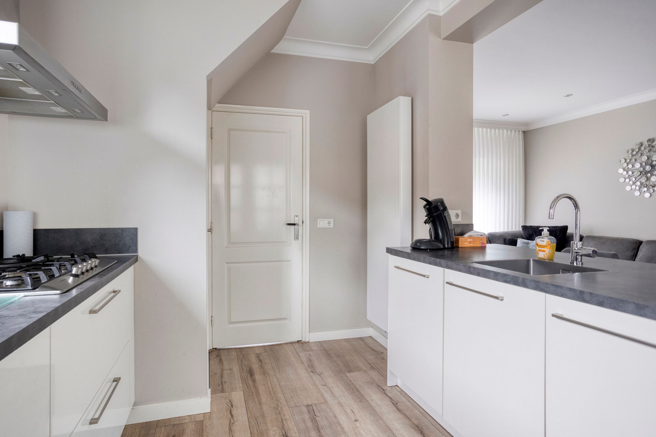 Photo 9 of Gustaaf Gelderstraat 18