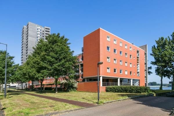 Photo 2 of KNSM-laan 579