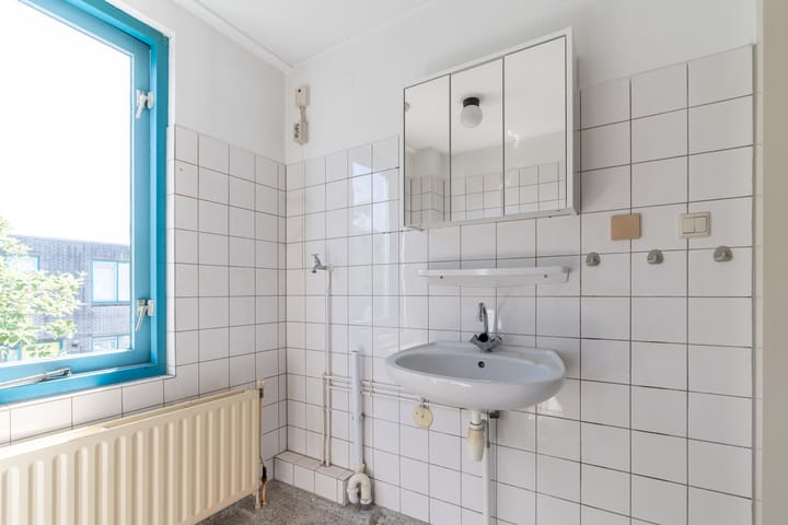 Foto 23 van Adenstraat 12