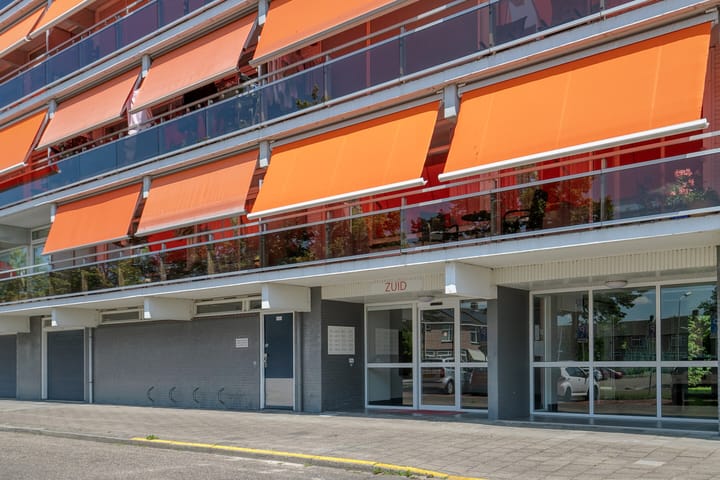 Foto 3 van Peter van Anrooylaan 232