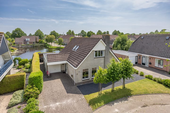 Foto 2 van Warring 16