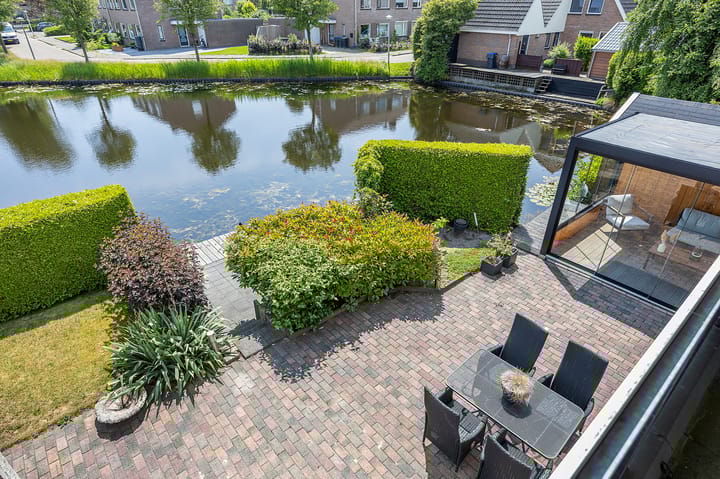 Foto 32 van Warring 16