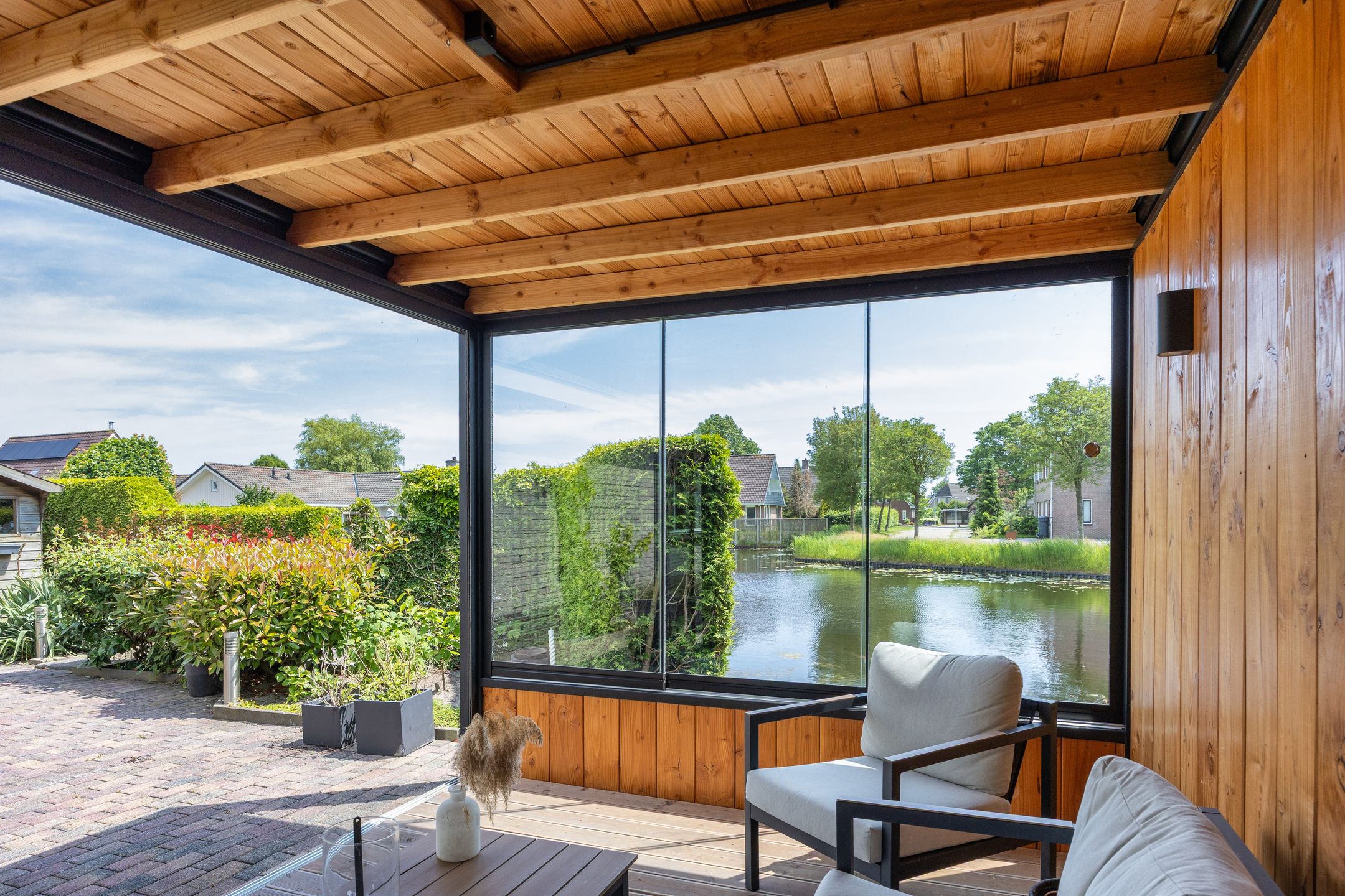 Photo 36 of Warring 16