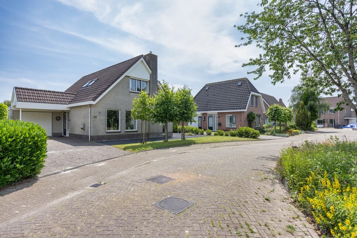 Foto 44 van Warring 16