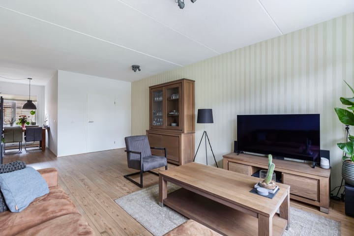 Foto 11 van Ds. Schipperstraat 6