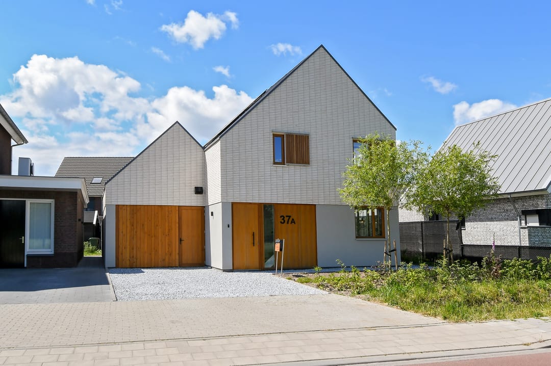 Foto 1 van Laarderweg 37-A