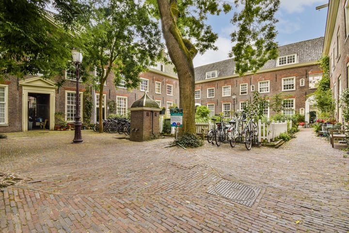 Foto 25 van Karthuizersstraat 14-C