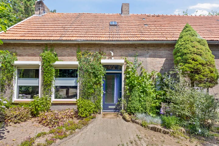 Photo 7 of Hoogoordstraat 9