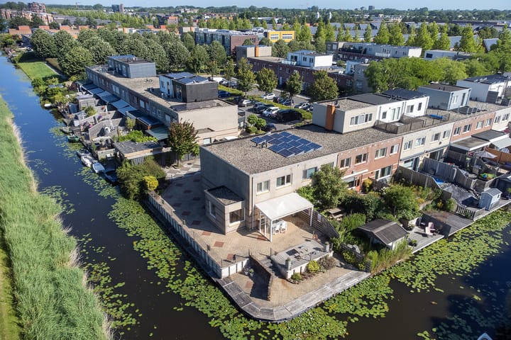 Foto 2 van Willemijn Posthumustuin 35