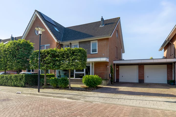 Foto 1 van Bartholomeus Boschsingel 10