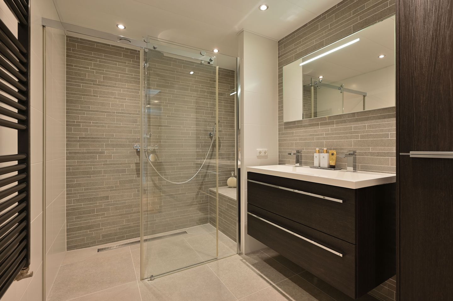 Foto 4 van Guadeloupestraat 103