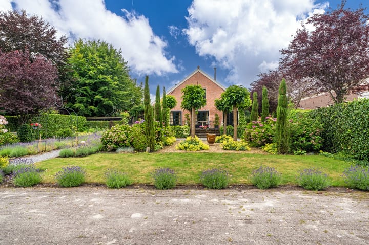 Foto 75 van Hoofdweg 103