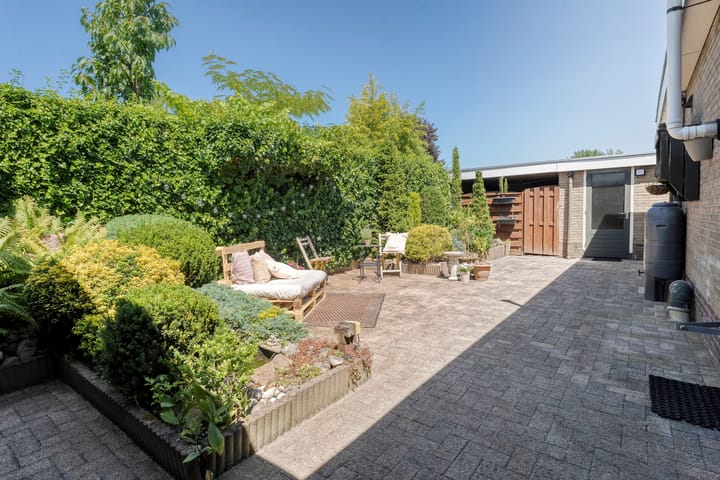 Foto 2 van Van Lentestraat 8