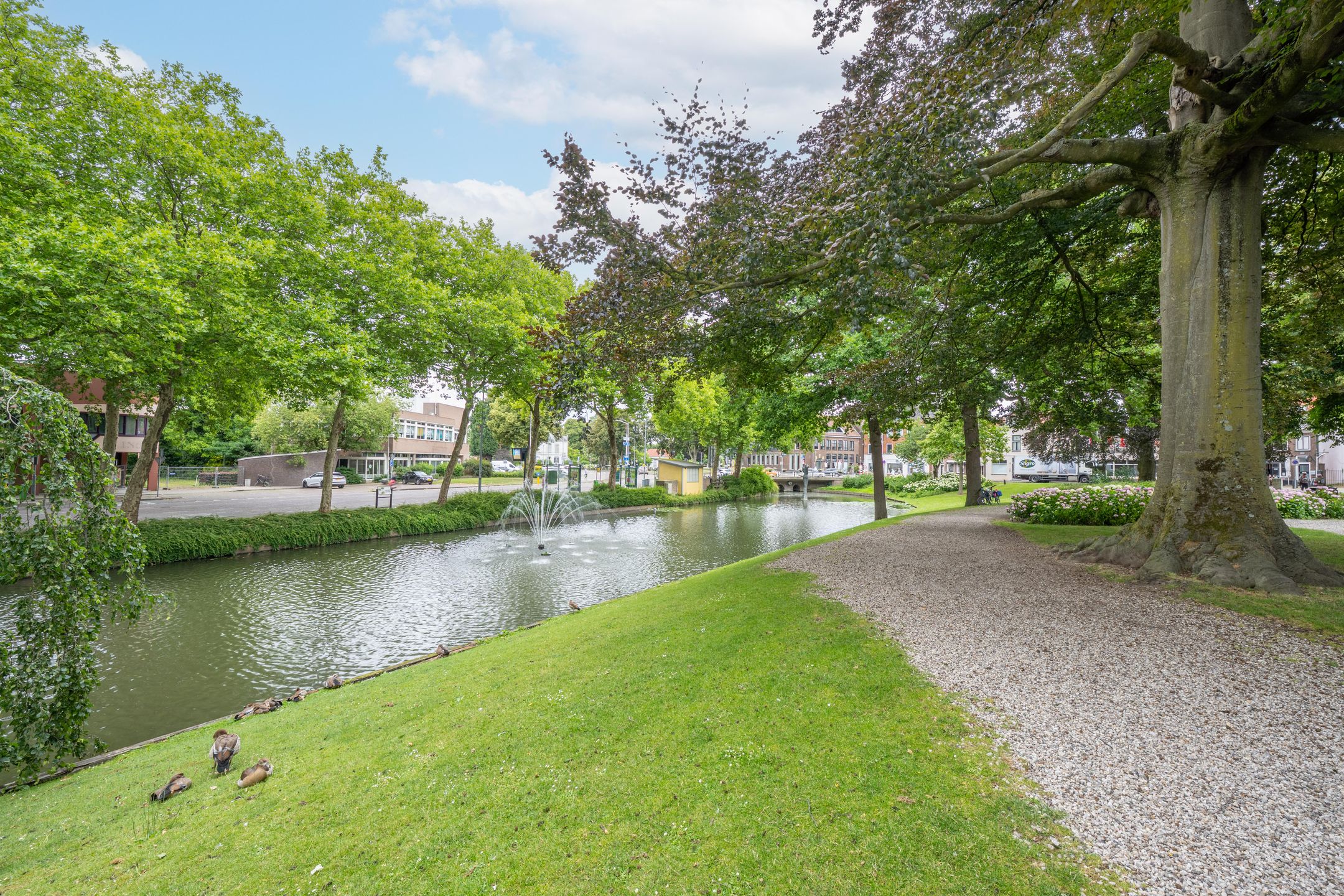 Foto 6 van St. Walburg 2-01