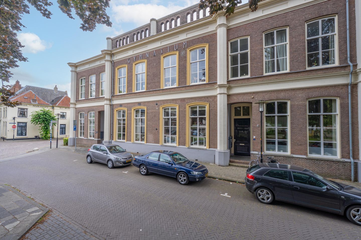 Foto 10 van St. Walburg 2-01