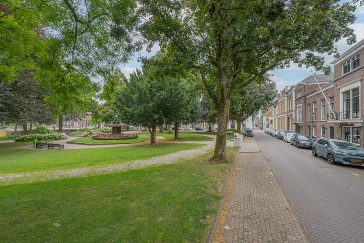 Foto 8 van St. Walburg 2-01