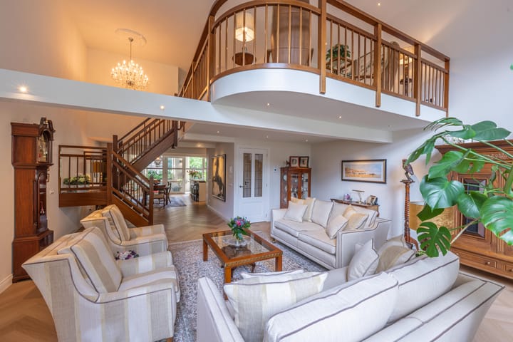 Foto 19 van St. Walburg 2-01